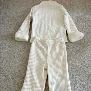 SHEIN Cream Ribbed Plush-Trim Kids Matching Set